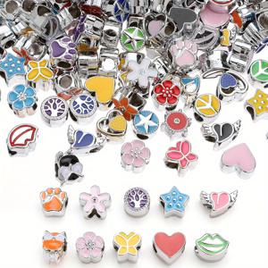 TEMU 하트, 나비, 별, 거북이, 꽃 등 다양한 디자인의 아크릴 비즈 20개 (큰 구멍), 팔찌, 목걸이, 폰 체인 등 프로젝트의 창의적인 간격 조절에 적합