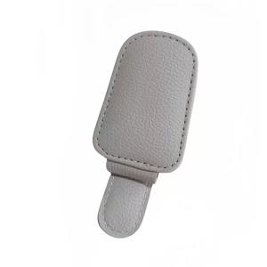 TEMU 자동차 선쉐이드 패션 안경 클립 - PU 가죽, 안전한 자석 잠금장치, 스크래치 방지 디자인, 한 손으로 간편 조작, 모든 차량에 적합, 선쉐이드 액세서리 | 자동차 선쉐이드 패션 안경 보관함