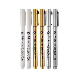 TEMU NVGEMY 메탈릭 마커, 유연한 브러쉬 팁 (1-4mm) | 빠른 건조, 완전한 커버리지 & 화이트, 골드, 실버의 생생한 메탈릭 마감 | 캘리그라피, 카드, 공예 및 전문 예술용