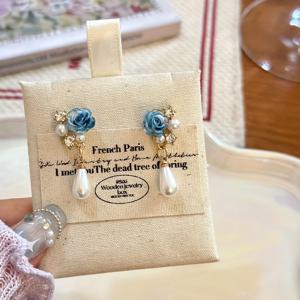 TEMU 라이트 럭셔리 정교한 장미와 모란 컬러 블록 모조 진주 클립온 귀걸이, 클립 스타일 이브닝 파티 장식, 피어싱 없는 귀걸이 액세서리