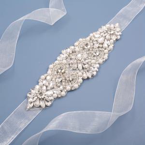 TEMU 라인스톤 장식으로 고급스럽고 다재다능한 신부 벨트. 웨딩 드레스 및 정장에 완벽하며, 정교한 손바느질 디테일이 특징입니다.