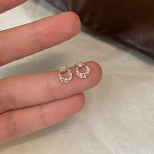 TEMU 프렌치 스타일 라이트 럭셔리 커뮤터 5A 지르코니아 스터드 귀걸이 2개 세트, 원형 귀걸이, 가을/겨울용, 우아하고 다용도, 데일리 커뮤트/파티/웨딩/발렌타인데이/축제/어버이날/추수감사절/크리스마스 선물용