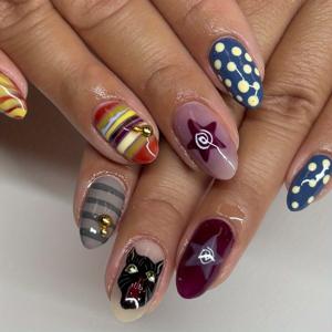 TEMU 24개 아몬드 모양 웨어러블 네일 선물 상자, 달콤하고 시원한 스타일의 귀여운 포도 보라색 다각형 드림 네온 , 장난기 넘치는 거위 노란색 물방울 무늬 인조 손톱, 데이트, 파티, 외출 및 기타 행사에 적합. 접착제 1개, 네일 파일 1개 포함된 인조 손톱