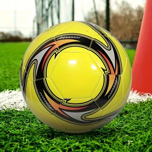 TEMU 공식 사이즈 5 내구성 성인용 축구공 - 고품질, 훈련 및 야외 경기에 적합, 클래식 컬러, 지름 8.46인치, 기계 스티치 PVC 소재, 이상적인 선물 선택, 빨강, 노랑, 파랑 색상 제공