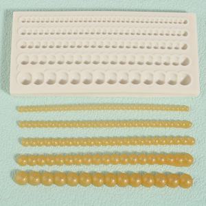 TEMU 시뮬레이션 진주 케이크 엣지 파이핑 실리콘 몰드 | 초콜릿 케이크 장식 몰드, 케이크, 사탕, 젤리 푸딩, 레진 수공예 및 걸이 조각용 실용적인 주방 베이킹 도구, 크리스마스, 할로윈, 부활절, 하누카에 적합