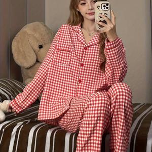 TEMU 사랑스럽고 귀여운 빨간색 체크무늬 디자인의 여성용 긴팔 및 긴바지 잠옷 세트. 봄, 가을에 완벽하며 캐주얼 복장 및 집에서 사용하기 좋습니다. 여름철 에어컨 방에서도 좋습니다.