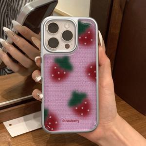 TEMU 휴대폰 케이스 - 아이폰 17 Pro Max 케이스, 아이폰 16 Pro/15/14/13 Pro/12/11 케이스에 적합한 바탕 딸기 벨벳 패턴입니다. 아이폰 17 Pro Max 케이스, 아이폰 16 Pro/15/14/13 Pro/12/11 케이스에 적합합니다. 쉬운 창의적인 디자인과 높은 미적 가치가 특징입니다.