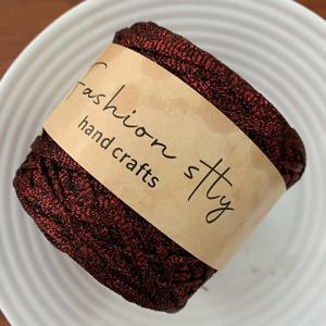 TEMU 5.5MM 깜박이는 & 실버 라인 폴리에스터 할로우 얀 100G/150M. 수제 코바늘 뜨개질 프로젝트, 카펫, 스카프, 모자, 인형 레이스 및 기타 코바늘 뜨개질 프로젝트에 적합. 100% 폴리에스터