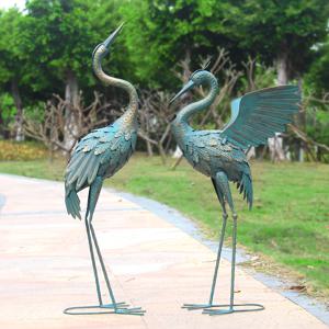 TEMU 33-37인치 금속 크레인 정원 조각상 장식, 야외 조각상, 새 정원 조각품 & 조각상, 마당 파티오 잔디 뒷마당 수영장용 야외 장식, 빈티지 펼친 날개 크레인, 2개 세트, 봄 & 여름 장식