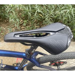 TEMU Samana 울트라 라이트 125Gt800 카본 파이버 소프트 컴포트 홀우드 로드/산악 자전거 안장 7 * 9mm