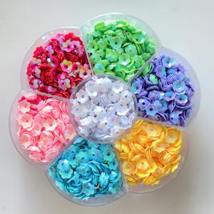 TEMU 3500개 꽃 모양 프린트 6mm 광택 있는 색다른 박스형 비즈, 의류 자수/도이 크래프트/축제 장식에 적합, 빛나는 마법