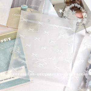 TEMU 화이트 보우 타이가 달린 프로스트 셀프 실링 백은 선물 포장, 이벤트 지원 및 스티커, 엽서, 편지와 같은 다양한 물품 정리에 적합합니다. 문구류, 사무용품, 수공예품에 다용도로 사용할 수 있습니다.