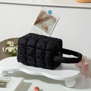 TEMU 1개 패션 퀼팅 체크 화장품 파우치 - 심플한 대용량 여성 핸드백, 휴대용 수납백, 여행용 세면 가방, 지퍼 클로저 디자인, 화장품 및 일상용품 수납에 적합한 멀티펑셔널 스토리지