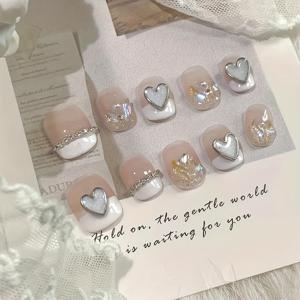 TEMU 부드러운 미적 감각의 짧은 프렌치 스타일 인조 손톱 10개 세트 ( 글리터 및 새로운 네일 디자인)