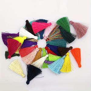 TEMU 42개 4cm 폴리에스터 매끄러운 실 소형 술 프린지, 책갈피, 선물 상자, 부채 선물 상자 장식, 소형 술 펜던트, 의류 및 홈 텍스타일 액세서리용 술 펜던트, 주얼리, 귀걸이, 헤어 액세서리 제작 재료, 액세서리 고리, 소형 술 펜던트, 홈 데코 액세서리