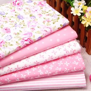 TEMU DIY 프로젝트용 핑크 꽃무늬와 리본 패브릭 번들 5개 - 인형 옷, 퀼트 폴리에스터 공예용 직물, 다양한 패턴의 사전 절단된 정사각형 블록 | 패치워크 블록 | 공예 재료, DIY 지갑 만들기용