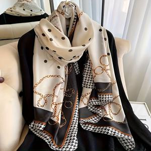 TEMU 스타일 체인 디자인의 새틴 스타일 인조 가죽 대형 스카프