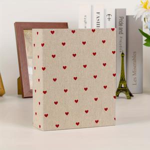 TEMU 커버가 있는 6인치 직사각형 사진 앨범입니다. 부드러운 삽입형으로 디자인되어 100장의 사진을 보관할 수 있습니다. 가족, 친구 및 커플에게 완벽합니다. 홈 데코, 선물로 선택할 수 있으며, 소중한 추억을 안전하게 보관하는 방법입니다.