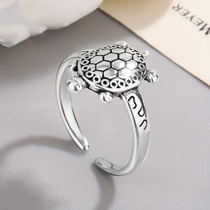 TEMU 여성을 위한 스타일리시하고 귀엽고 우아한 빈티지 거북이 반지. 조절 및 개폐 가능. 친구를 위한 완벽한 선물입니다. 추수감사절, 파티, 일상 통근, 여름, 해변 휴가에 적합합니다.