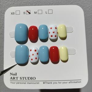 TEMU 레드 폴카 도트 스타일 핸드메이드 프레스온 네일, 10pcs 세트 탈착식 인조 네일 스티커, 신선하고 귀여운 숏 네일, 봄과 여름을 위한 컬러 팝, 가을과 겨울을 위한 레드와 블루 컬러 스킴, 착용용 4pcs 세트 포함