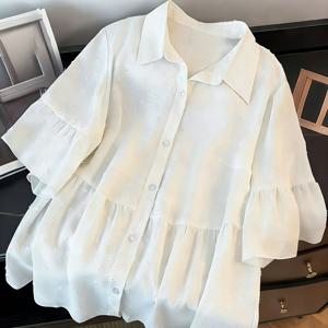 TEMU 플러스 사이즈 여성용 캐주얼 활용도 높은 단색 앞단추 플레어드 반팔 셔틀룸 경량 자카드 원단 셔츠, 부드럽고 편안함, 봄 여름 데일리웨어 및 휴가용 의상으로 적합
