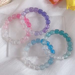 TEMU 손가락을 감싸는 빛나는 팔찌 4개 세트입니다. 부드러운 별빛 그라데이션 색상이 특징입니다. 인기 팔찌는 친구를 위한 고급스러운 선물로 적합하며 학생 및 누구에게나 적합합니다. 발렌타인데이, 어버이날에 완벽합니다.