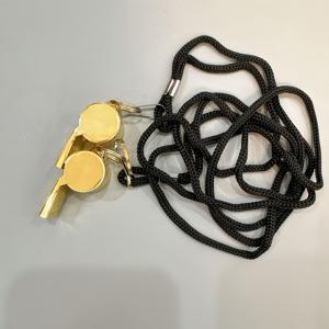 TEMU 심판을 위한 황금색 호루라기 2개 세트, 야외 스포츠 장비에 적합, 정밀하게 제작, 당신에게 가치 있는 선택, 훌륭한 크리스마스 선물, 추수감사절 선물로도 이상적