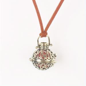 TEMU 1개 핸드메이드 빈티지 오픈워크 목걸이 - 에센셜 오일 볼 장식, 조절 가능한 롱 체인 여성용, 정교한 필리그리 디자인, 데일리 웨어 & 추수감사절 선물, 다재다능한 주얼리, 세련된 공예, 액세서리