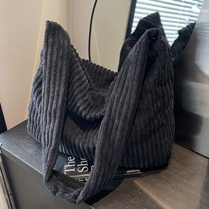 TEMU 여성을 위한 세련된 단색 코듀로이 숄더백. 대용량, 지퍼 디자인, 스타일리시한 크로스바디 스타일, 플러시 겨드랑이 가방이 특징입니다. 데일리 외출 및 핸드백으로 완벽합니다.