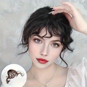 TEMU 여성을 위한 스타일리시 곱슬 웨이브 클립형 앞머리 익스텐션. 뮤직 페스티벌 및 크리스마스 축하 행사에 완벽하며 외모 개선과 간편한 부착을 제공합니다.