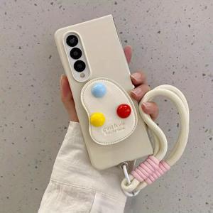 TEMU 휴대폰 케이스 - 오프화이트 + 3D 지지 캔디 볼 + 대비되는 색상 휴대 스트랩 휴대폰 케이스 (삼성 갤럭시 Z 폴드 7, 갤럭시 Z 폴드 6, 갤럭시 Z 폴드 5, 갤럭시 Z 폴드 4, 갤럭시 Z 폴드 3)
