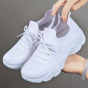 TEMU 여성 캐주얼 스포츠 신발, 봄/여름용 통기성 스니커즈, 편리한 슬립온 디자인, 편안하고 피로감 없는 착용감, 데일리 출퇴근, 레저 여행, 야외 스포츠 및 하이킹에 적합하며 선물용으로 좋습니다.