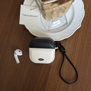 TEMU 블랙 & 화이트 컬러 블록 + 블랙 합성 가죽 코드 이어폰 케이스, 애플 에어팟 프로 3 케이스 / 에어팟 프로 2 케이스 / 에어팟 4 케이스 / 에어팟 3 케이스 / 에어팟 2 케이스 호환 / 패셔너블 여성용 이어폰 케이스 / 이어폰 케이스