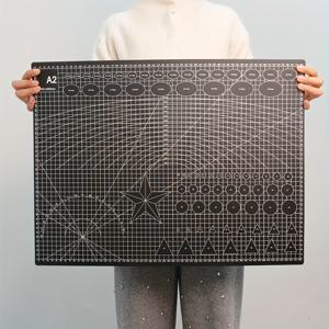 TEMU 공예/회화용 A2 커팅 매트, 셀프 힐링 커팅 매트, 커팅 보드, 바느질 커팅 매트, 공예 매트, 키보드 및 마우스용 데스크 매트, 테이블 매트, 데스크용 마우스 패드, 컴퓨터 데스크 매트, 미술 용품, 학교 용품, 사무용품, 수작업 용품