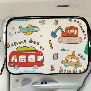 TEMU 트랙 스타일 차량 햇빛 가리개 커튼은 햇빛 차단 및 단열 효과를 제공하며, 여름철 햇빛 가리개 및 UV 보호를 위해 쉽게 열 수 있습니다.