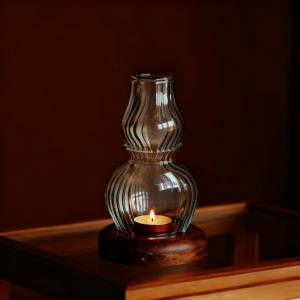 TEMU 1개 빈티지 유리 촛대 | 우아한 방풍 디자인, 호박 모양 티라이트 홀더, 크리스마스 & 추수감사절 테이블 장식에 완벽, 클래식 크리스마스 홈 액센트