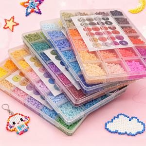 TEMU 120색 2.6mm 용접 비즈 | 픽셀 아트 퍼즐, 완벽한 수제 비즈 퍼즐 선물, 5박스 세트, 플라스틱 소재, 박스당 약 10,000개 비즈, 창의적인 필요를 충족하는 대용량, 발렌타인데이 선물, 부활절 선물, 가족과 친구들과 함께하는 휴일 공예에 이상적