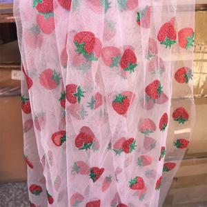 TEMU 글리터 딸기 메쉬 튤 원단, 크기 *70.8인치 및 35.8*59.1인치, 웨딩 드레스, 스커트 원단 및 테이블 러너 재봉 부자재를 위한 미리 재단된 원단