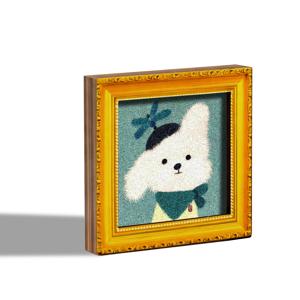 TEMU 귀여운 플러시 강아지 냉장고 자석 1개, 나무 미니 장식 그림, 흰색 강아지 드래곤플라이 모자, 녹색 스카프 및 작은 펜던트 포함, 나무 냉장고 자석, 완벽한 가정 및 사무실 장식, 휴일 선물 및 주방 추가