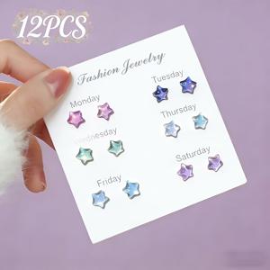 TEMU 이것은 별 모양의 레진 스터드 귀걸이 12개 세트입니다. 레진 귀핀은 귀 알레르기를 줄여주어 데일리 액세서리로 완벽합니다.