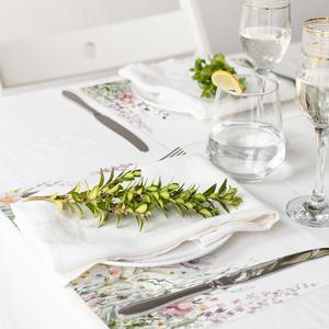 TEMU 수채화 야생화가 특징인 일회용 플로럴 종이 플래시매트 25개 세트. 크기는 11 X 17인치이며, 브라이덜 샤워, 결혼식 및 파티에서 저녁 식탁을 장식하는 데 완벽합니다.