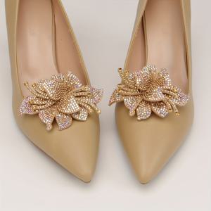 TEMU 리본 디자인에 라인스톤이 장식된 세련되고 우아한 신발 클립 한 쌍. 어떤 신발에도 우아함과 창의성을 더할 수 있습니다.