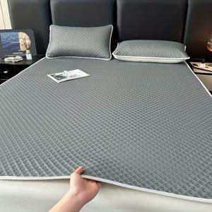 TEMU 1개 럭셔리 쿨링 아이스 슬릭키 섬유 쿨링 매트, 여름용 부드럽고 휴대가 편리한 피부 친화적 통기성 쿨링 매트, 와플 직조 장시간 쿨링 패드, 1매, 베개커버 미포함, 정교한 디자인, 접이식, 싱글/더블 침대용, 침실, 기숙사, 거실 및 야외 캠핑용, 수분 흡수, 패셔너블하고 휴대 가능, 세탁기 사용 가능, 네 모서리에 스트랩, 사계절 사용 가능