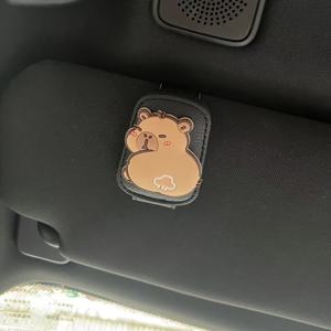 TEMU 귀여운 카피바라 디자인 자석式 차량용 안경걸이 1개, 안경 고정용으로 편리함, 창의적인 차량용 선바이저 클립, 다기능, 간편한 설치, 세련된 외관, 여성용 자동차 액세서리에 적합, 축제 선물
