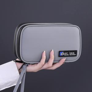 TEMU 여행용 다용도 전자 제품 보관 파우치, 케이블, 헤드폰, 하드 드라이브 보관을 위해 설계되었으며 휴대용 이중 레이어 디자인을 특징으로 합니다.