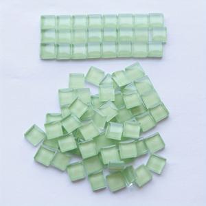 TEMU 100pcs 올리브 녹색 유리 모자이크 크리스탈 컬러 모자이크 컵 캔들 거치대 장식 DIY 재료 패키지/액자/캐비닛 문/배경 벽/조리대/컵 컵 받침/보석 상자 수제 번역 크기: 10*10mm 0.393*0.401 인치