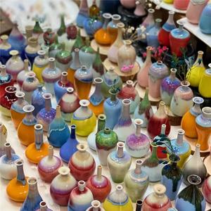 TEMU 유니크한 작은 꽃병 1개, 도자기 글라스 소재, 건조 꽃 보관에 적합. 실내 장식, 공예품, 보석 디스플레이 및 축제 행사에 사용되는 장식품으로 역할을 합니다.