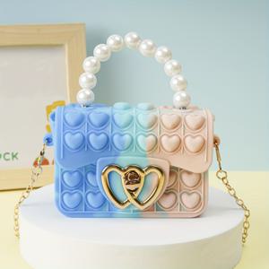 TEMU 소형 실리콘 젤리백 - 버블 하트 & 메탈 체인 스트랩 크로스백/코인 파우치, 데일리용, 여행용, 가벼운 스냅 잠금, 버블 하트 디자인