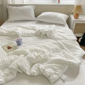 TEMU 1개 경량 여름용 이불 - 통기성 좋은 100% 폴리에스터, 부드러운 현대적인 디자인, 침실 및 거실 및 야외 사용 가능