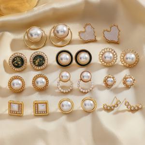 TEMU 11쌍/세트 여성 패션 스터드 귀걸이 레트로 우아한 기하학적 원형 하트 모양 인조 진주 스터드 귀걸이 여성 데일리 레저 바캉스룩 휴가 선물로 적합